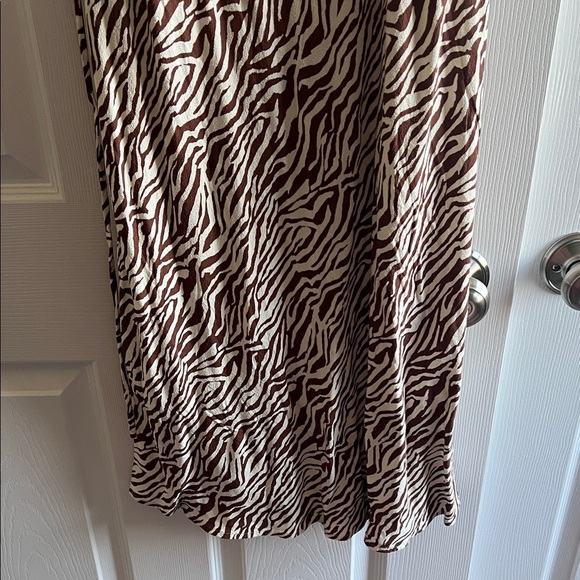 WAYF Zebra Print Sleeveless Maxi Dress Size M - Picture 8 of 8